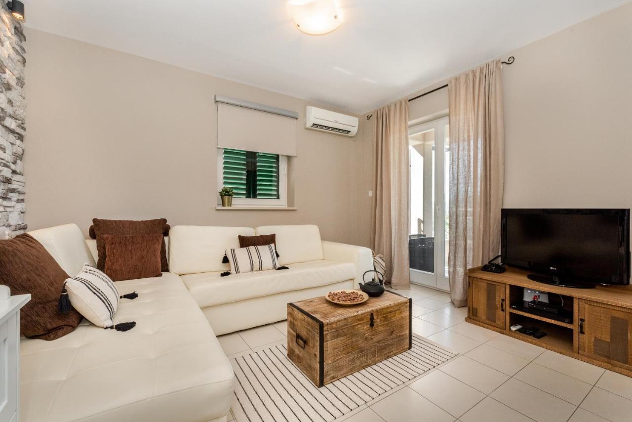 ראבץ Apartment Cami -Stylish Apartment With A Beautiful Seaview מראה חיצוני תמונה